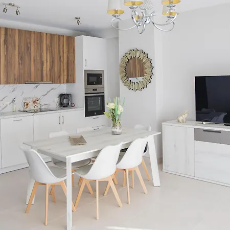 Cubo's Perla Del Sol 3i Apartment Torremolinos