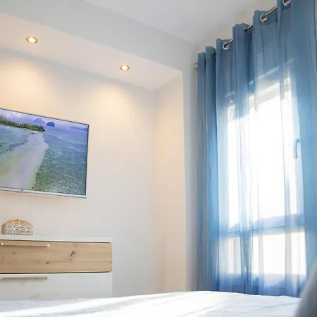 Апартаменти Cubo's Perla Del Sol 3i *